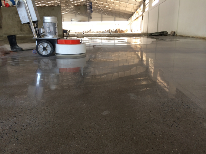 Nano silicate concrete floor